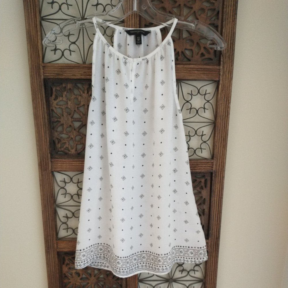 Women's size XS Banana Republic spring/summer light fabric patterned flowy top